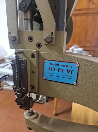 Remachadora industrial