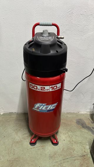 Compresor Fiac Vertical 50L 2HP 10 Bar