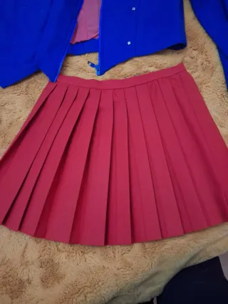 Conjunto chaqueta y falda