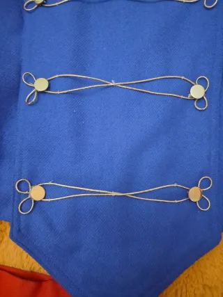 Conjunto chaqueta y falda