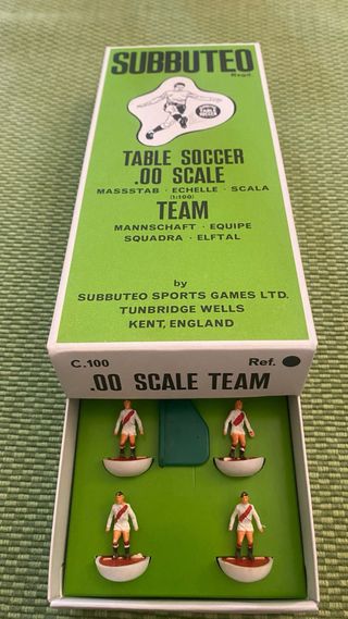 Subbuteo hw Rayo Vallecano 1964 old style.