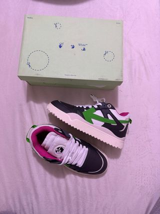 Scarpe Off-White nere e verdi