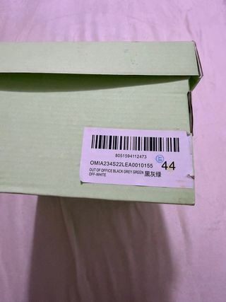 Scarpe Off-White nere e verdi