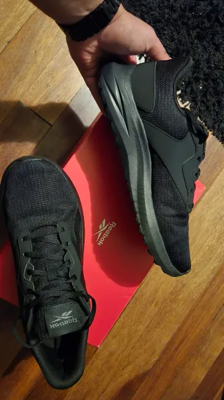 Zapatillas Reebok Energen Lux Talla 43 Negras