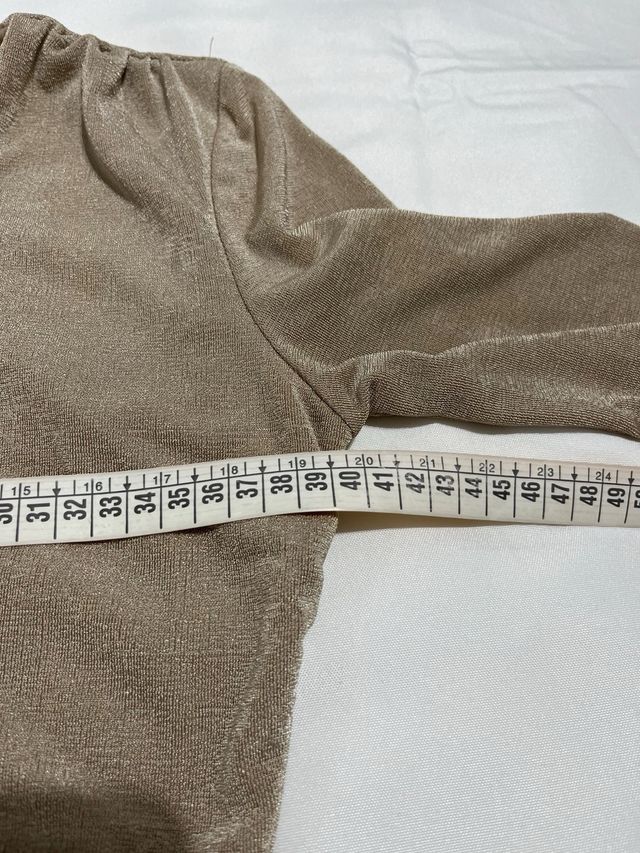 Forever 21 vestido camel lurex M