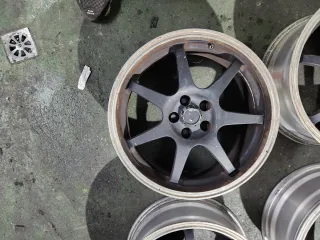 Llantas 17'' Grupo VAG et 35 5x100