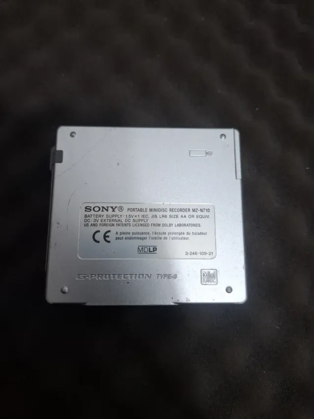 Sony Walkman Net MD MZ-N710 Prata