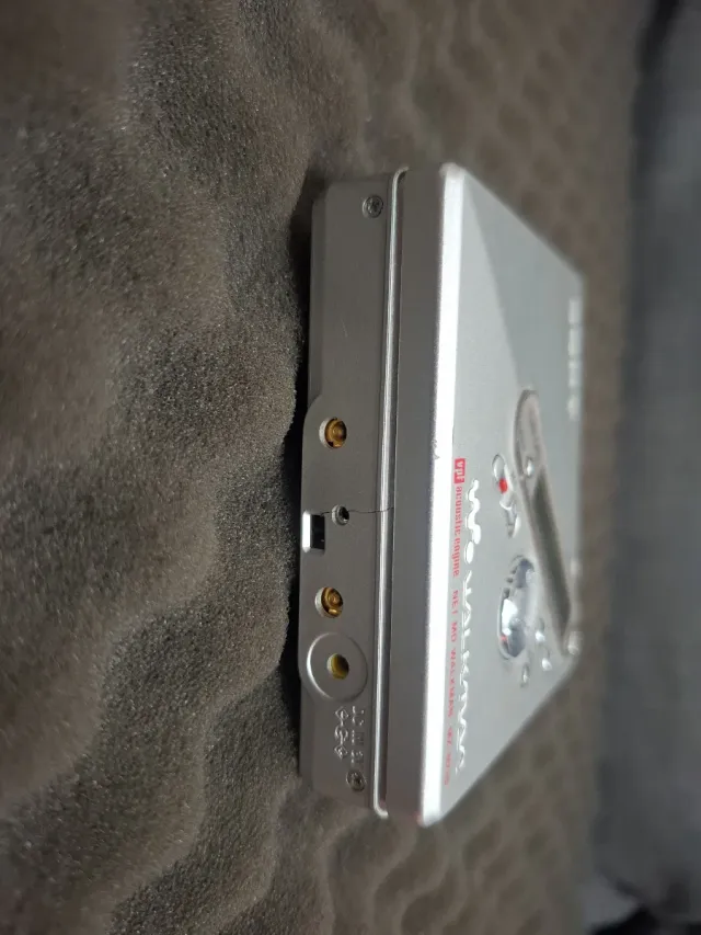 Sony Walkman Net MD MZ-N710 Prata