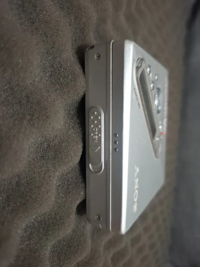 Sony Walkman Net MD MZ-N710 Prata