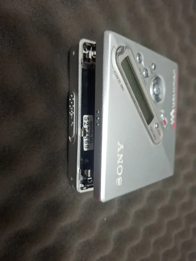 Sony Walkman Net MD MZ-N710 Prata