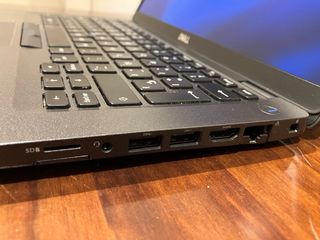 Portátil Dell Latitude 5400 i5 16gb FHD HDMI