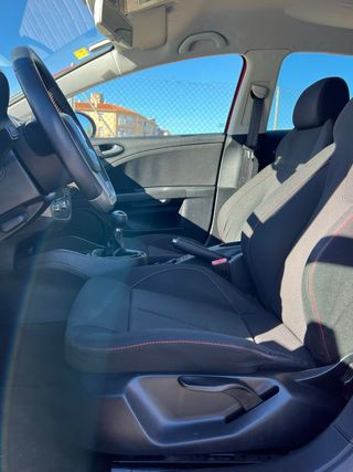 SEAT Leon 2.0 TDi 140 cv fr