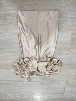 Vestido beige satinado talla S