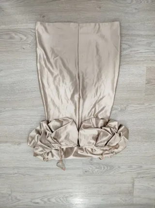 Vestido beige satinado talla S