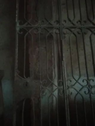 Puerta Antigua Hierro Forjado