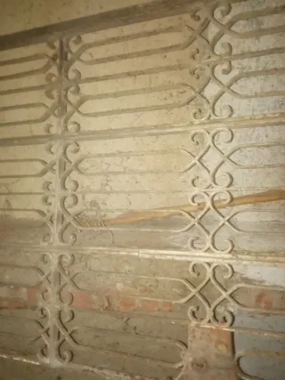 Puerta Antigua Hierro Forjado