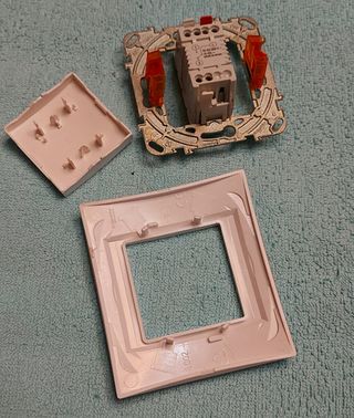 Conmutador Schneider Gris Plata