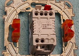 Conmutador Schneider Gris Plata