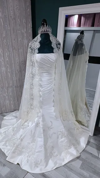 Vestido de Novia Blanco con Encaje
