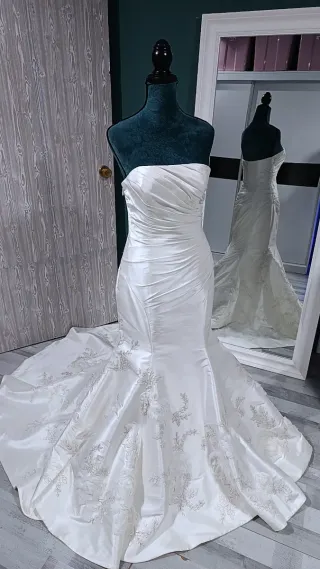 Vestido de Novia Blanco con Encaje