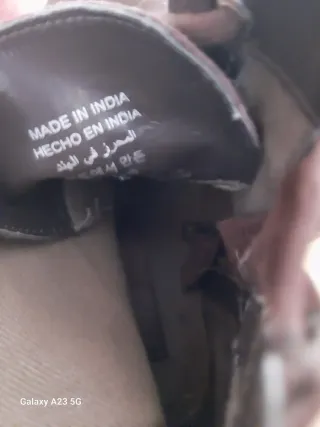 Botines de ante marrón oscuro