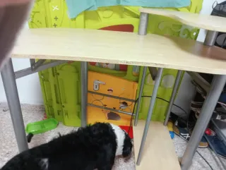 Mesa de escritorio moderna