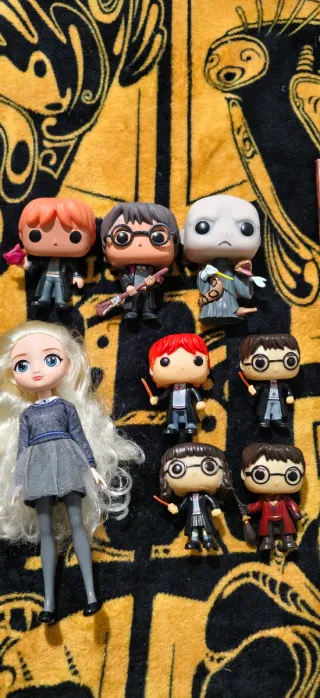 Lote de figuras de Harry Potter.