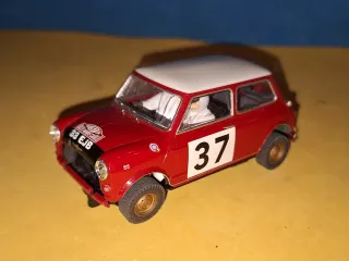 Scalextric C2919 Mini Cooper S Rallye Montecarlo