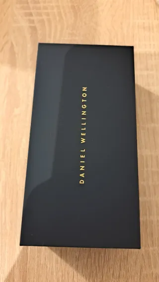 Reloj Daniel Wellington Blanco y Dorado