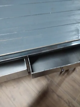 Mesa baja industrial madera y metal