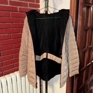 Chaqueta reversible de Antea camel y negra