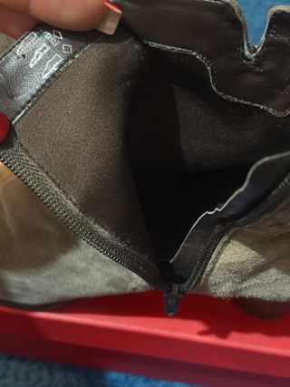 Stivaletti beige e marroni