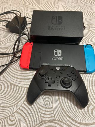 Nintendo Switch Azul y Rojo