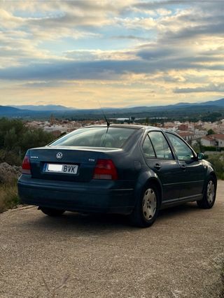 Volkswagen Bora 2000