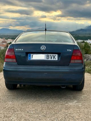 Volkswagen Bora 2000