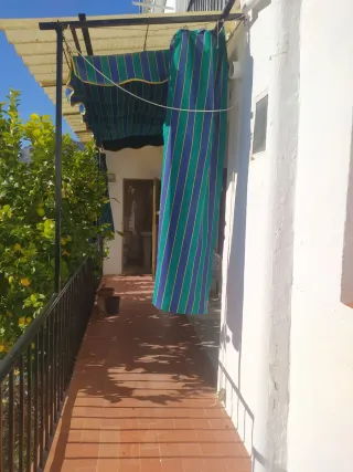 Casa con 154 m cons. dos plantas sótano 1oo m