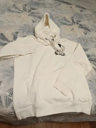 Sudadera blanco crema con capucha, usada buen esta