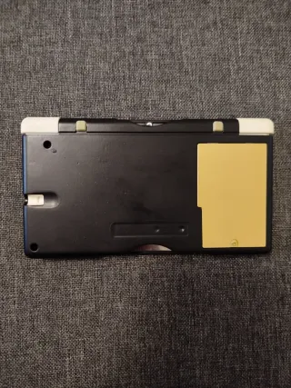 Nintendo DS Macro - Negra/Dorada