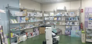 Estantería Metálica y Plástico