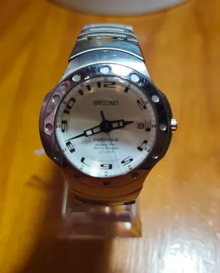 Reloj Seiko Premier Kinetic