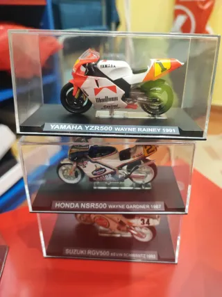 Lote 17 Motos Escala 1:43