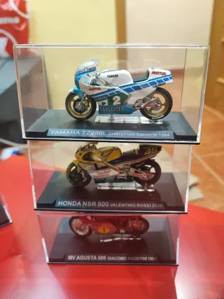 Lote 17 Motos Escala 1:43