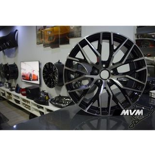 Juego de 4 Llantas 20 New R8 Black AU005