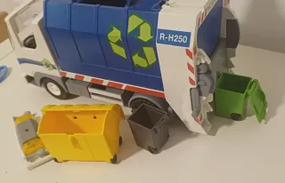 Camión de basura Playmobil con contenedores