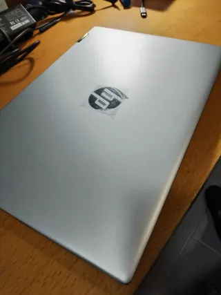 HP Pavilion x360 i7 8ª Gen. 14"