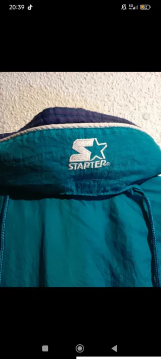 Chaqueta Starter Vintage Charlotte Hornets