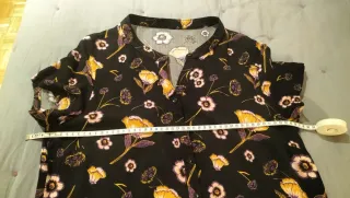 Vestido negro estampado flores