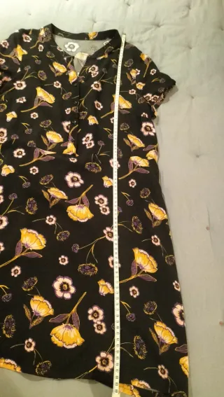 Vestido negro estampado flores