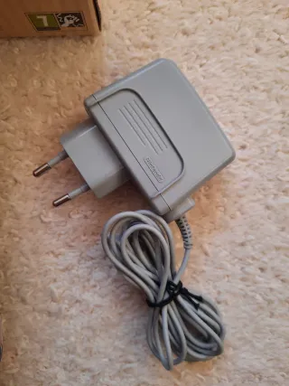 Nintendo 2DS Blanca Animal Crossing