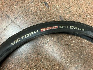 Neumático 27.5 x 1.95 VICTORY SHARK SKIN